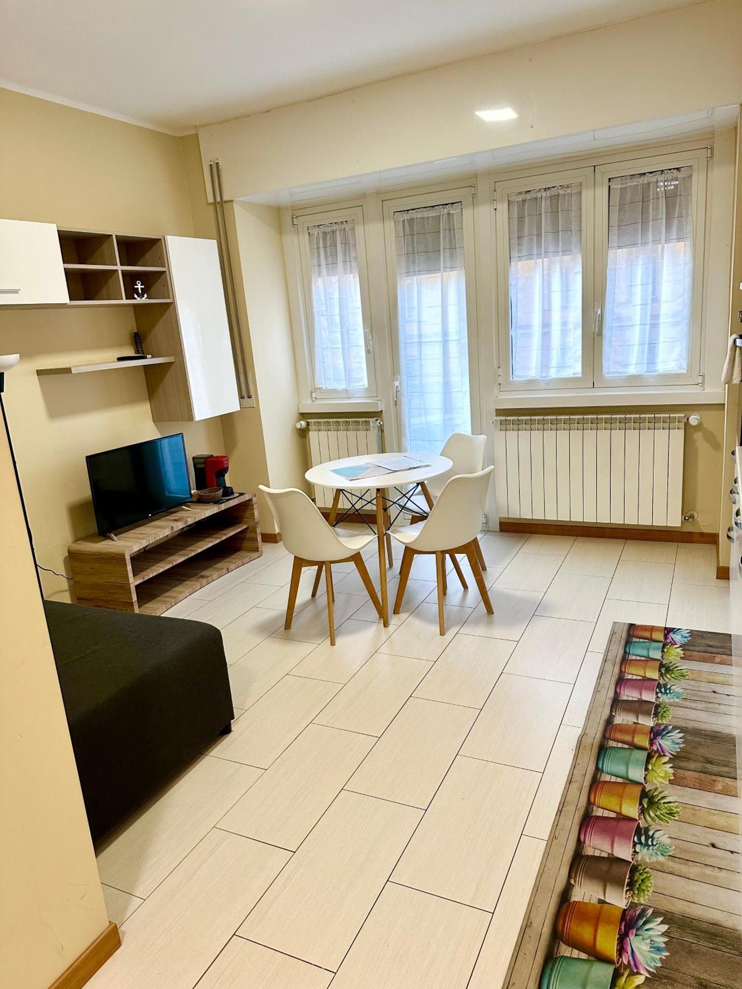 Grab A Flat In Coroneo Aparthotel Trieste Exterior photo